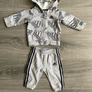 Baby Adidas 2 pc Set size 3 months